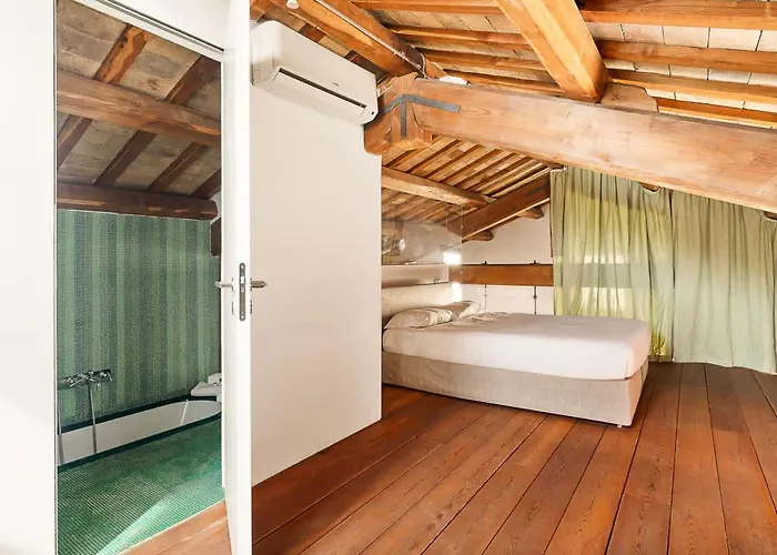 Luce Trastevere Retreat By Romeloft *